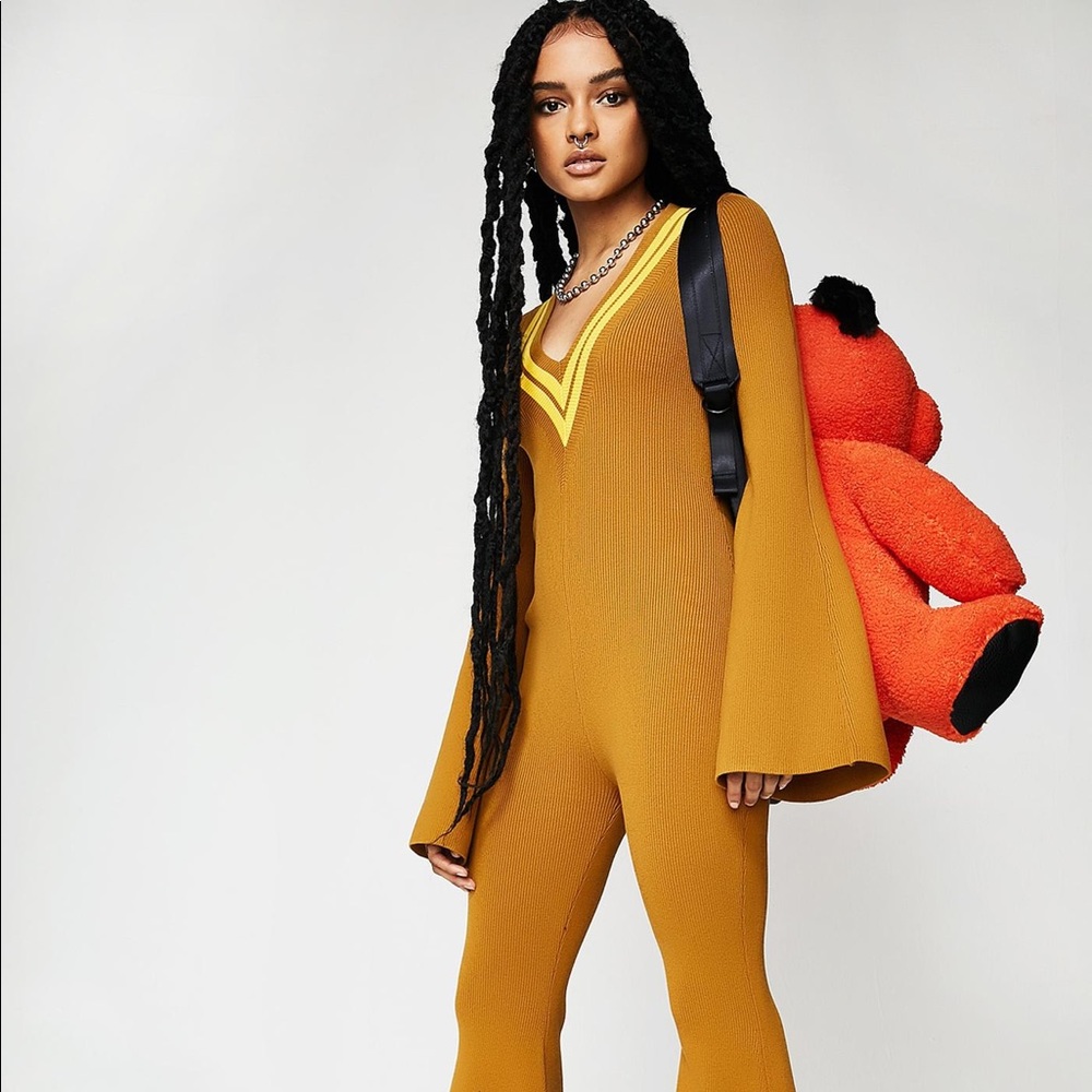 Fenty Puma v neck sweater mustard NWT jumpsuit 💕